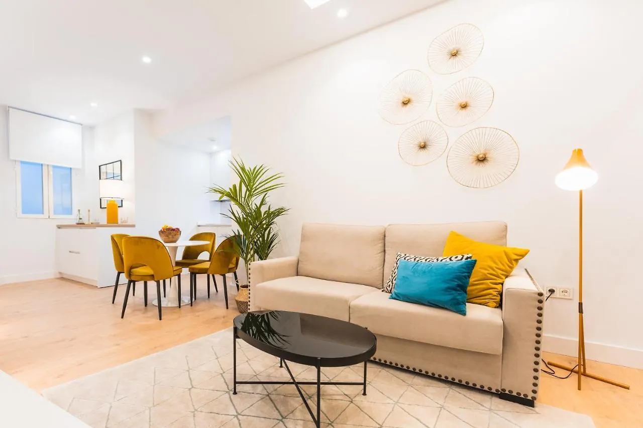 Debambu Suites Málaga Spagna