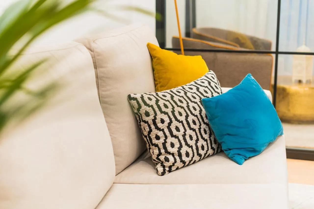 Debambu Suites مالقة 0*,