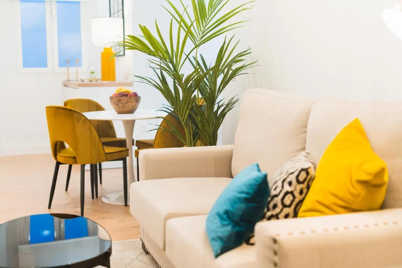 Apartment Debambu Suites Malaga